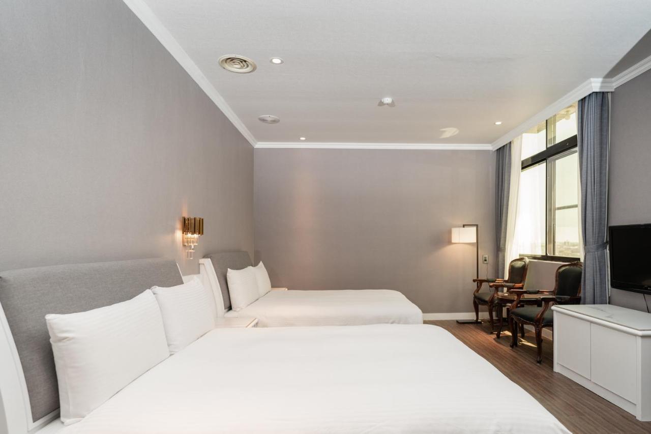 Fu Hsiang Hotel Yilan Exterior photo