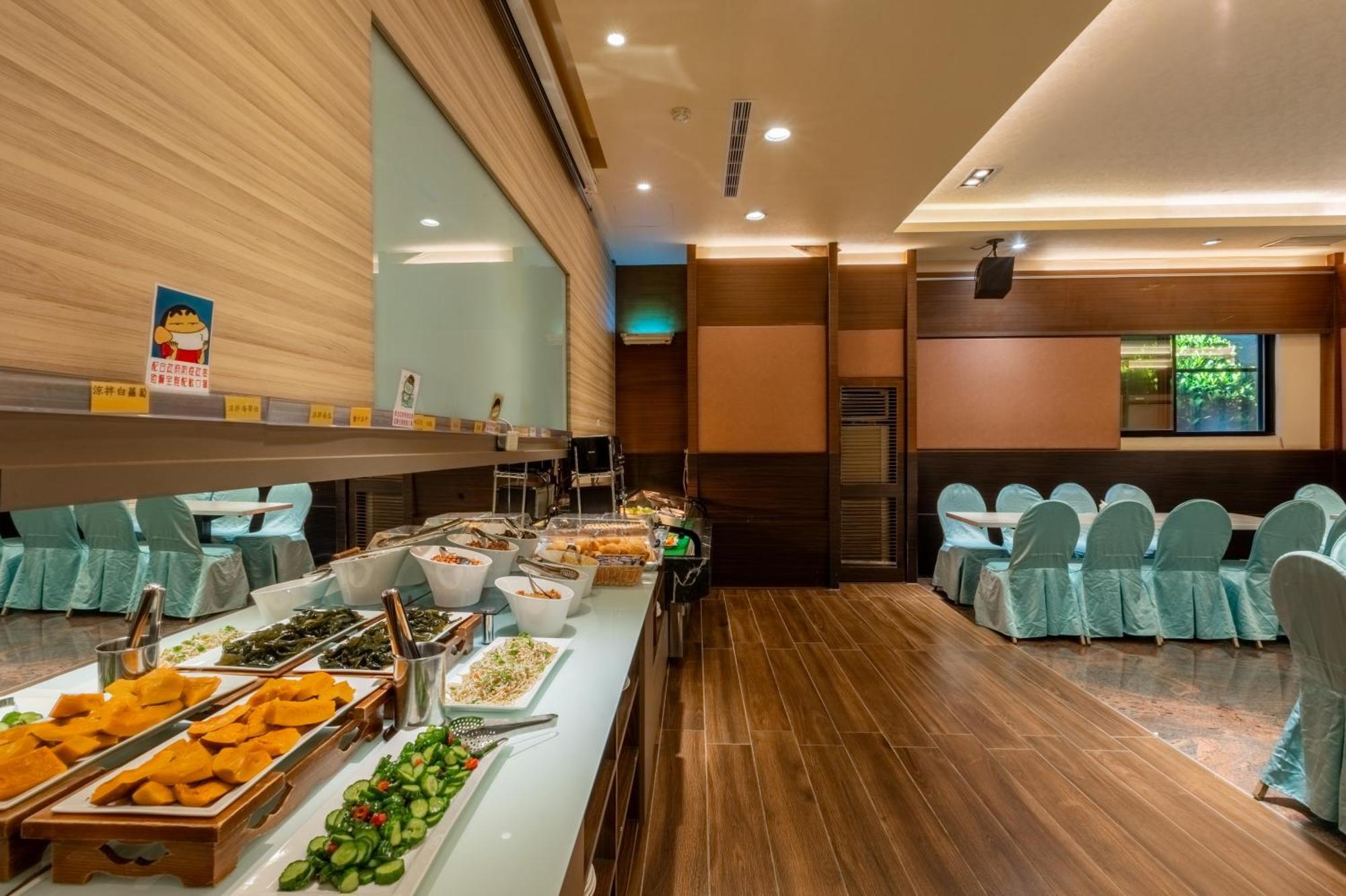 Fu Hsiang Hotel Yilan Exterior photo